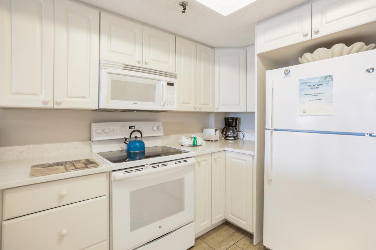 401 Beach Place Condos St. Pete Beach Exterior foto